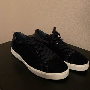 Michael Kors NAVY velvet sneakers